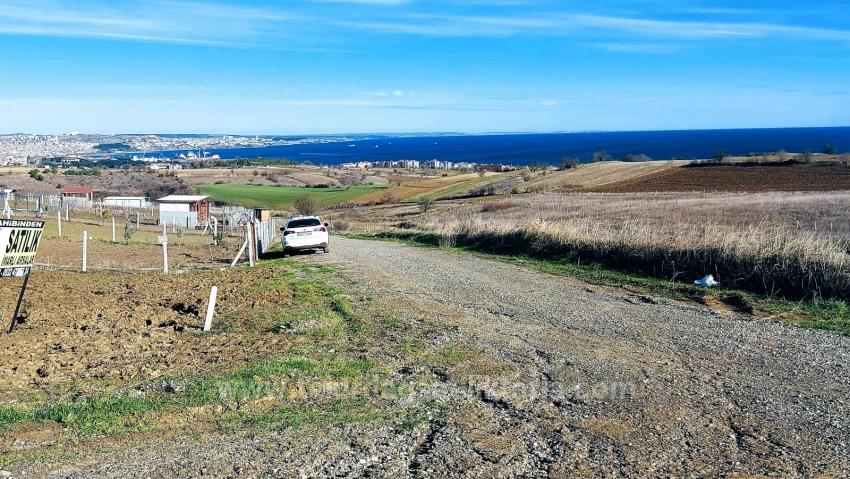 Preisgünstiges Grundstück Mit Freiem Blick Auf Meer, Natur Und Stadt, Bebauungsplan Für 20 % Zweigeschossige Bebauung.