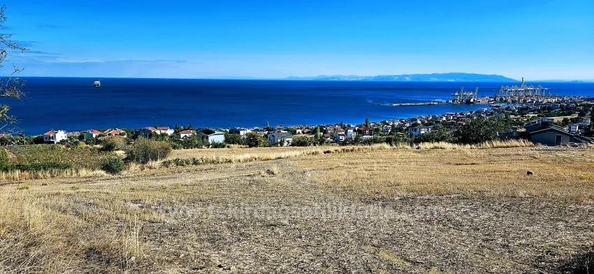 Ein Erstklassiges Grundstück, Geeignet Für Ein Projekt Mit 2 Luxusvillen Mit Freiem Blick Auf Meer Und Natur.