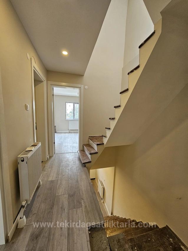 Freistehendes Haus Zu Verkaufen – Ohne Nebenkosten – Geeignet Für Tausch + Barkredit