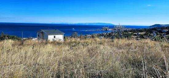 Ein Erstklassiges Grundstück, Geeignet Für Ein Projekt Mit 2 Luxusvillen Mit Freiem Blick Auf Meer Und Natur.