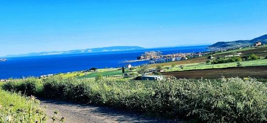 Grundstück Geeignet Für Genossenschafts- Und Bauprojekte Mit 50 Wohnungen Und Freiem Meer- Und Naturblick.