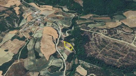 Freistehendes Grundstück, Einzelgrundstück, Nicht Geteilt, In Unmittelbarer Nähe Zur Gemeindegrenze, Dringender Verkauf, Gelegenheit Zum Suchen