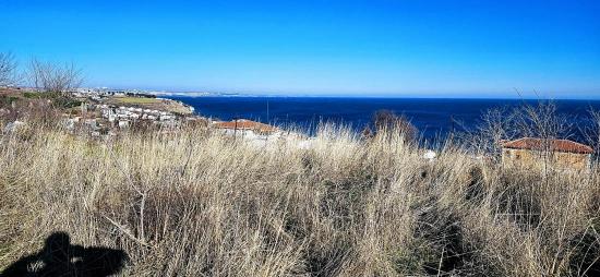 **eckgrundstück Geeignet Für 2 Luxusvillenprojekte Mit Uneingeschränktem Meer-, Natur- Und Stadtblick**