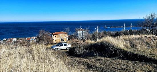 **eckgrundstück Geeignet Für 2 Luxusvillenprojekte Mit Uneingeschränktem Meer-, Natur- Und Stadtblick**