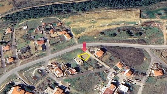 Hohe Renditegarantie – Schnäppchen-eckgrundstück, Geeignet Für 8 1+1-apartmentprojekte