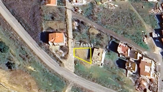 Hohe Renditegarantie – Schnäppchen-eckgrundstück, Geeignet Für 8 1+1-apartmentprojekte