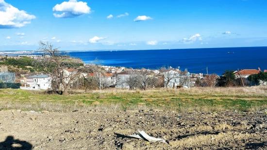 Eckgrundstück Geeignet Für 6 Luxusvillen Mit Uneingeschränktem Meer- Und Naturblick