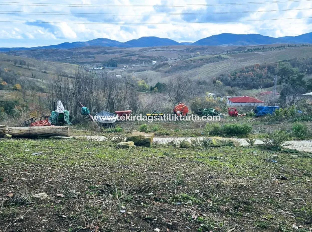 Gelegenheit Eckland Für Enthusiasten, Die Ein Dorfhaus Für Den Dringenden Verkauf Bauen Möchten