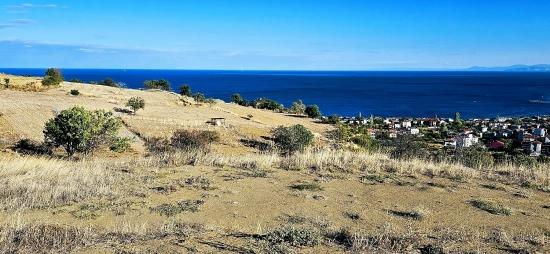 530 M² Großes Eckgrundstück Mit Fertiger Infrastruktur Und Herrlichem Meer- Und Naturblick.