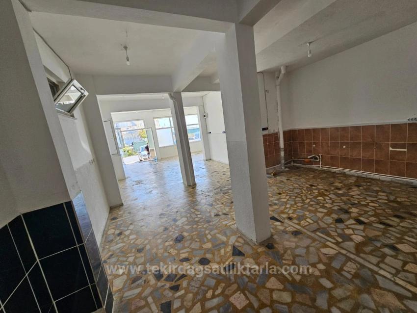 Complete Building For Sale: 6 Units Of 3+1 And 2 Units Of 210 M2 Workplaces