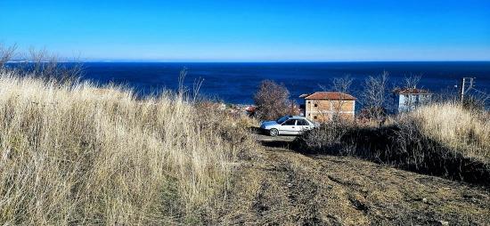 **corner Plot Suitable For 2 Ultra Luxury Villa Projects With Full Sea, Nature And City Views**