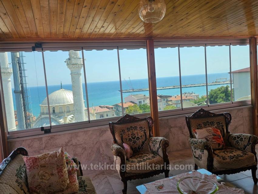 Продается Здание Целиком, 6 Квартир, 3+1, 2 Квартиры, 210 М2, Рабочее Место