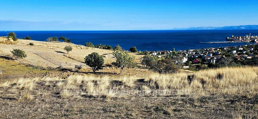 Угловой Участок Площадью 530 М2 С Готовой Инфраструктурой И Прекрасным Видом На Море И Природу