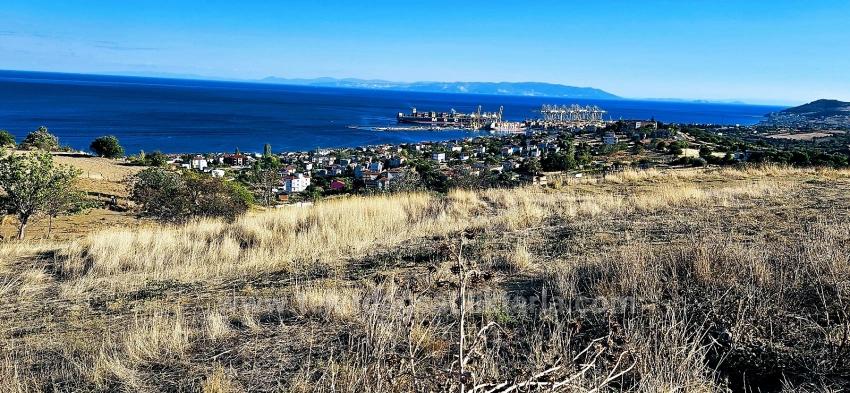 Угловой Участок Площадью 530 М2 С Готовой Инфраструктурой И Прекрасным Видом На Море И Природу