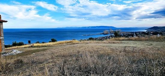 Земельный Участок С Великолепным Видом На Море И Природу, Очень Подходящий Для Строительства Частного Дома