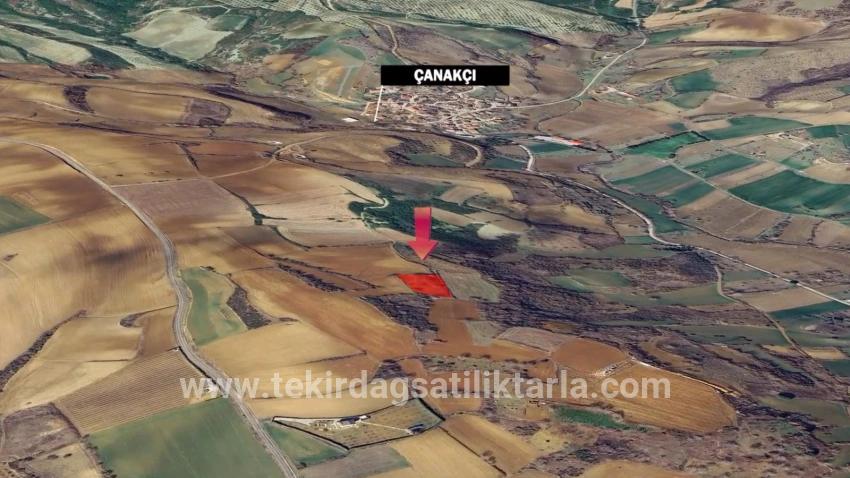 Для Продажи Земля в Çanakçı Süleymanpaşa - Под Поле застройку - 3.110 m²