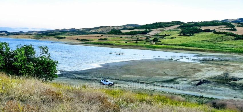 İhtiyaçtan Acil Satılık Baraj Cepheli Müstakil Tapulu Fırsat Tarla