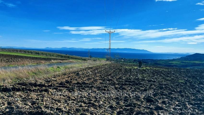 Fabrikalar Bölgesinde Kısa Vadede Yüksek Pirim Yapıcak Bölgede Fırsat Arazi