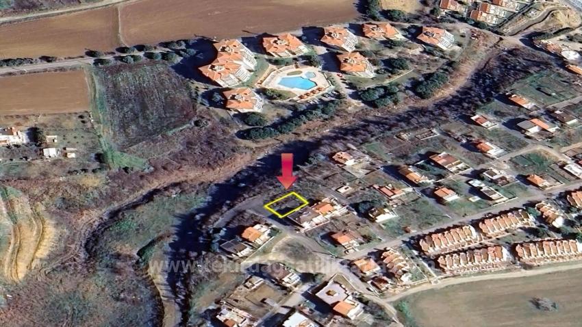 *Fırsat Arsa* 8 Adet 50 M2 ( 1+1) Daire Poejejesine Uygun Bitişik Nizam Kelepir Arsa