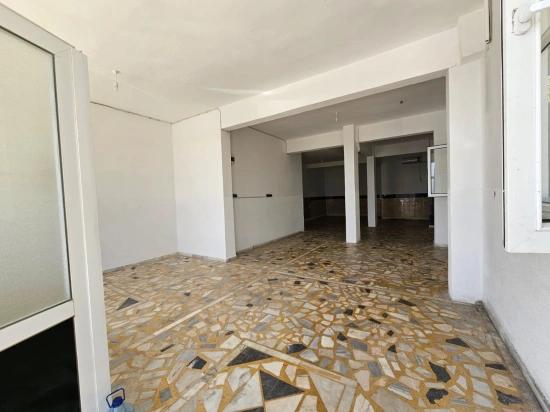 Komple Satılık Bina 6adet 3+1 2 Adet 210 M2 İş Yeri
