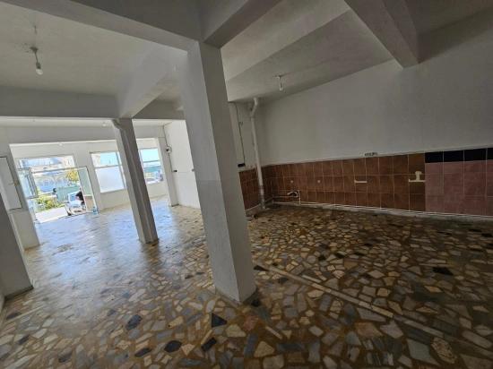 Komple Satılık Bina 6adet 3+1 2 Adet 210 M2 İş Yeri