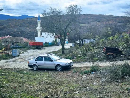 Acil Satılık Köyevi Yapmak İsteyen Meraklısına Fırsat Köşe Arsa